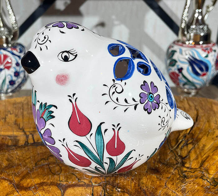 Pigeon Candle Holder with Tulip and Hyacinth Motif - 1