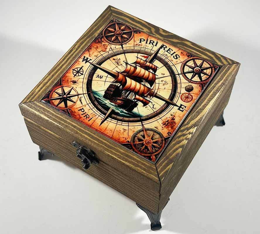 Piri Reis Motif Wooden Watch Box Reflecting the Spirit of Discovery - 1
