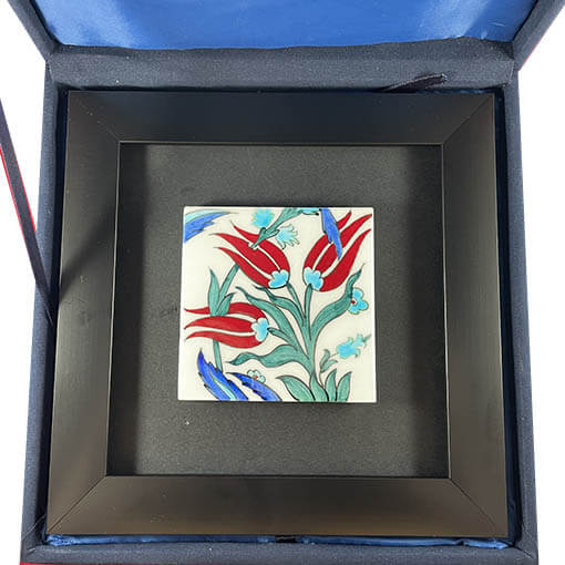 Plaque en céramique d’Iznik Jardin de tulipes - 2