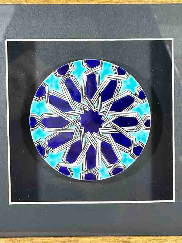 Plaque avec passe-partout en céramique d’Iznik motif étoile seldjoukide - 2