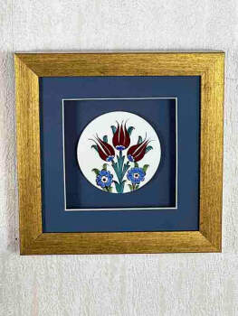 Plaque en céramique d’Iznik motif trois tulipes - 5