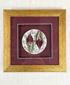 Plaque en céramique d’Iznik motif tulipes inversées et droites - 4