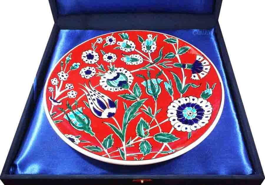 Plat Iznik fond rouge à motif jardin de nuit 30 cm - 3