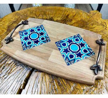 Plateau en bois motif étoile seldjoukide - 1