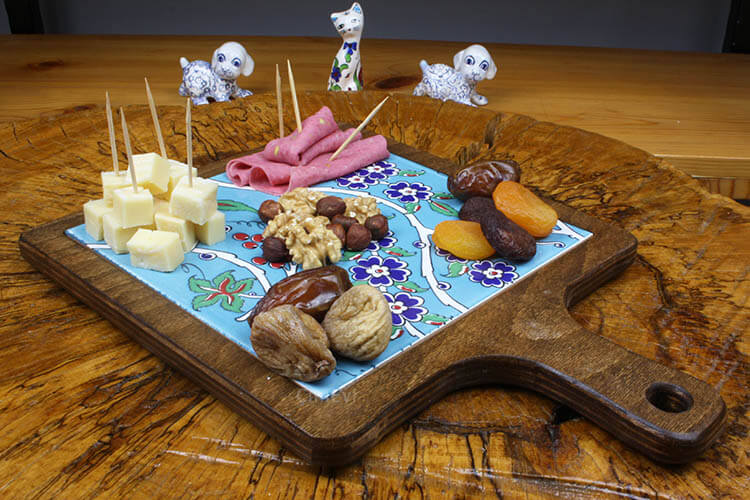 Plateau de présentation en bois à motifs de vitesses - 1