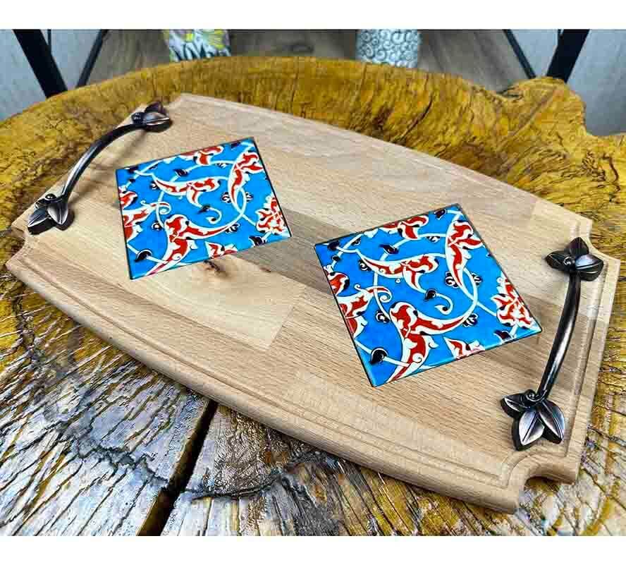 Plateau en bois avec carreaux d’Iznik – Motif de fleur de lotus, cadeau idéal pour une nouvelle maison - 1