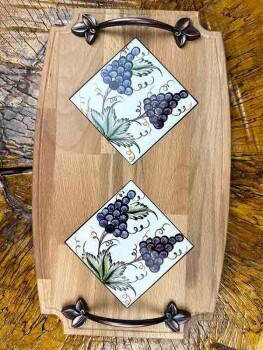 Plateau en bois avec carreaux d’Iznik – Motif de grappe de raisin - Çini Evi (1)