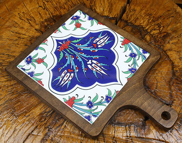 Plateau de service en bois motif trois tulipes - 2