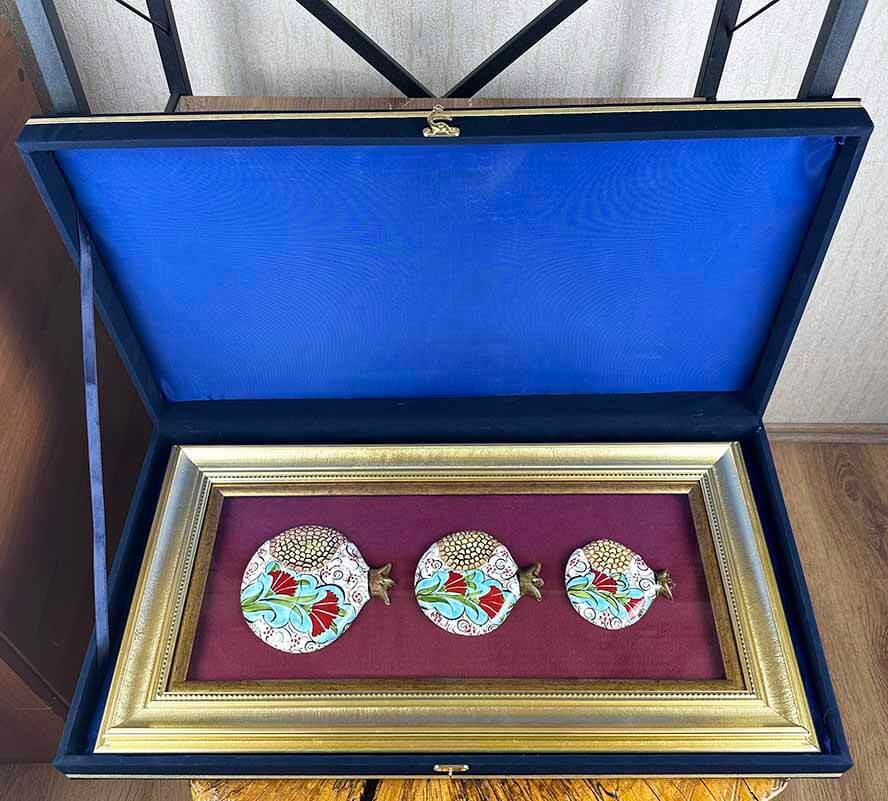 Prestigious Gift: Iznik Ceramic Triple Pomegranate Panel with Carnation & Haliç Motifs - 4
