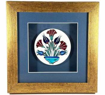Iznik-Keramikplakette mit Blumen-in-der-Vase-Motiv - Çini Evi