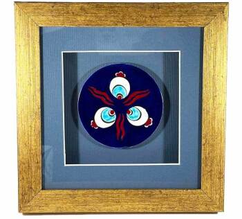 Paspartout-Plakette aus Iznik-Keramik mit Çintemani-Motiv auf blauem Grund - Çini Evi