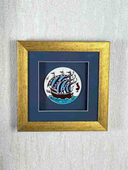 Produktbeschreibung (auf Deutsch, SEO-optimiert): Osmanische Galeere Motif İznik Keramik-Plakette mit Passepartout – Symbol für maritime Macht und Erbe - 3