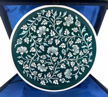 Protocol Gift Green Background Floral Pattern Iznik Ceramic Plate - Çini Evi