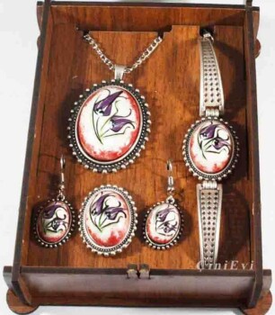 Purple Tulip Iznik Ceramic Jewelry Set - 1