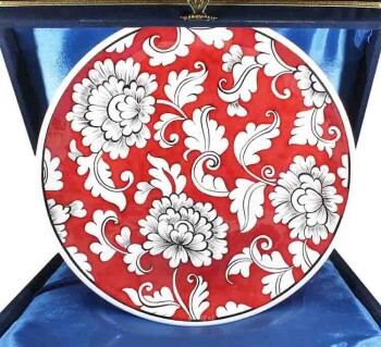 Red Background 25 cm Iznik Ceramic Plate - Çini Evi