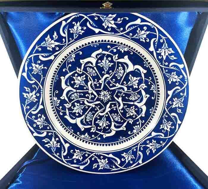 Rumi Pattern Blue and White Iznik Ceramic Plate - 1