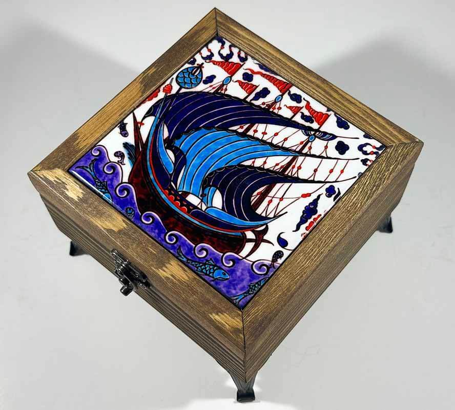 Sailing Ship Patterned Wooden Jewelry Box - 1