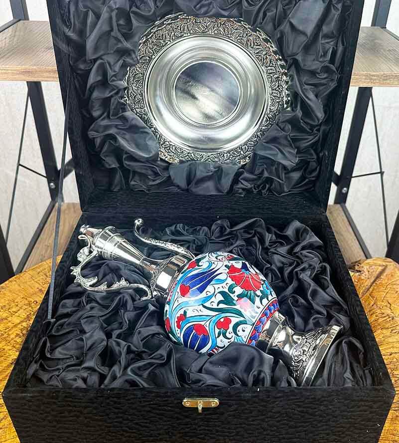 Saray Çiçekleri – Gümüş Kaplama İznik Çini İbrik Seti - 2