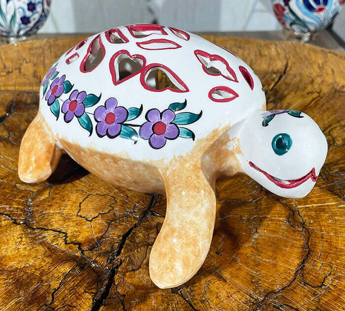 Schildkröten-Kerzenhalter aus Keramik - 1