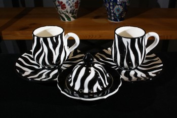 Schwarz-Weiß-Kaffee-Set - Çini Evi