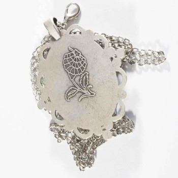 Schwarzer Bodenmalerei-Halskettenspitze - Çini Evi (1)