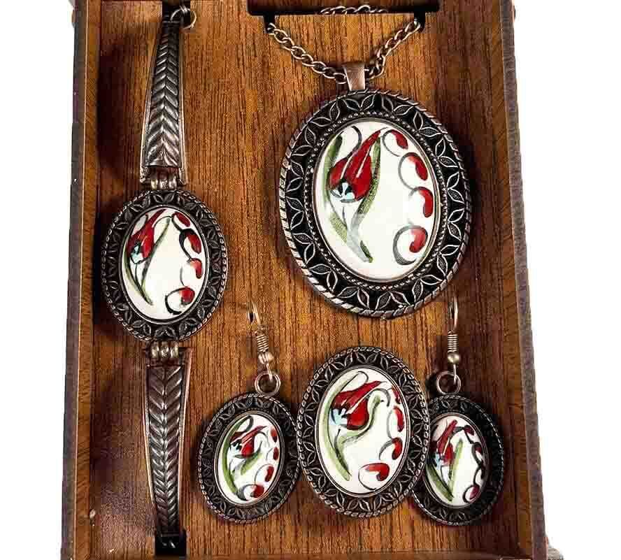 Set de bijoux en céramique d’Iznik motif tulipe spécial - 1