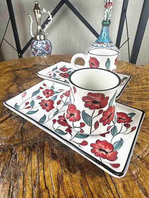 Set de présentation pour café en céramique d’Iznik à jardin de fleurs rouges – cadeau élégant - 2