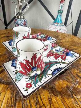 Set de présentation pour café en céramique d’Iznik à motifs Hatayi et Saz Yolu – choix élégant - 2