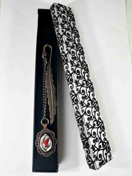 Signet en Céramique d’Iznik – Motif de Tulipe sur Fond Noir, Inspiré des Civilisations Anciennes - Çini Evi (1)