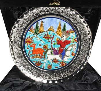 Silver tile plate with hunting scene motif - 1