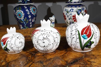 Single Tulip and Golden Horn Pomegranate Set - Çini Evi