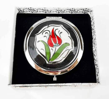 Siyah Zeminli Kırmızı Lale Motifli İznik Çini Makyaj Aynası - Çini Evi