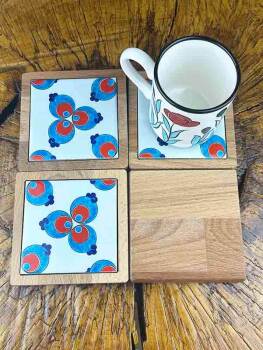 Sous-verres carrés à motif Çintemani – Élégance traditionnelle sur bois et céramique d’Iznik - Çini Evi (1)