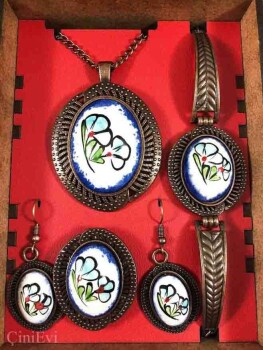 Spring Jewelry Set with Carnation Pattern - 2