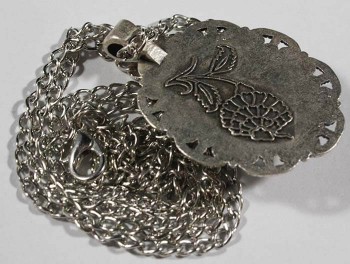 Teşekkür Ederim Hediyesi Lale Desenli İznik Çini Kolye Ucu - Çini Evi (1)