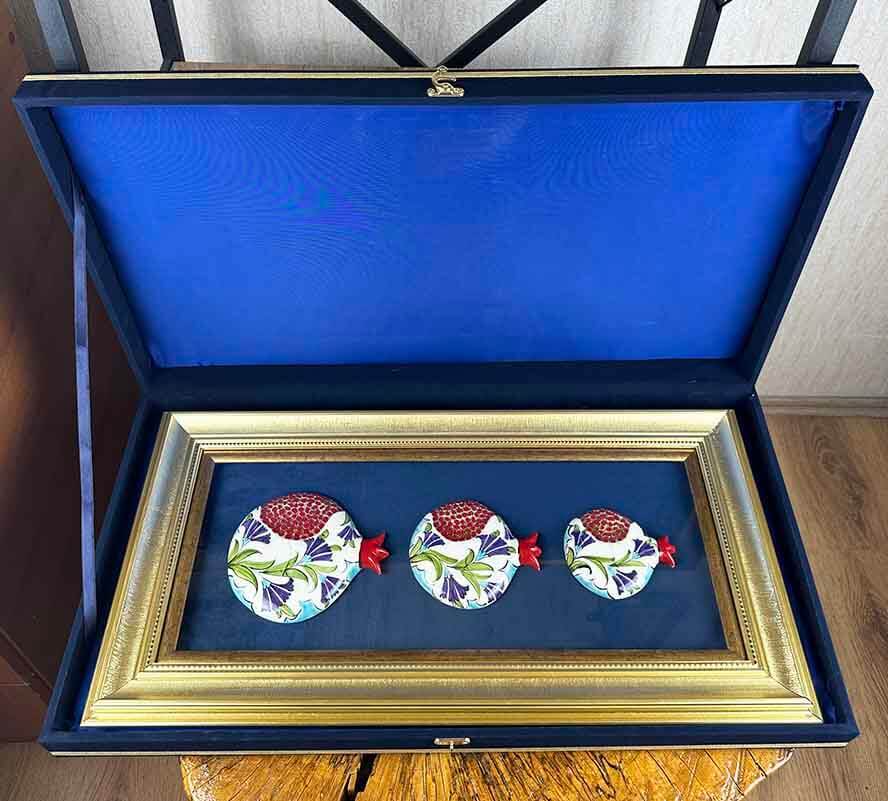 The Three Pomegranates of Abundance – Iznik Ceramic Wall Panel - 4