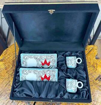 The Triple Red Tulip Composition İznik Tile Coffee Serving Set – Elite Presentation Edition - 4