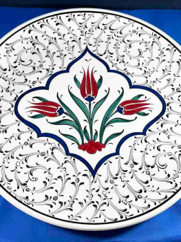 Three Tulip Motif 30 cm Iznik Ceramic Plate - 3