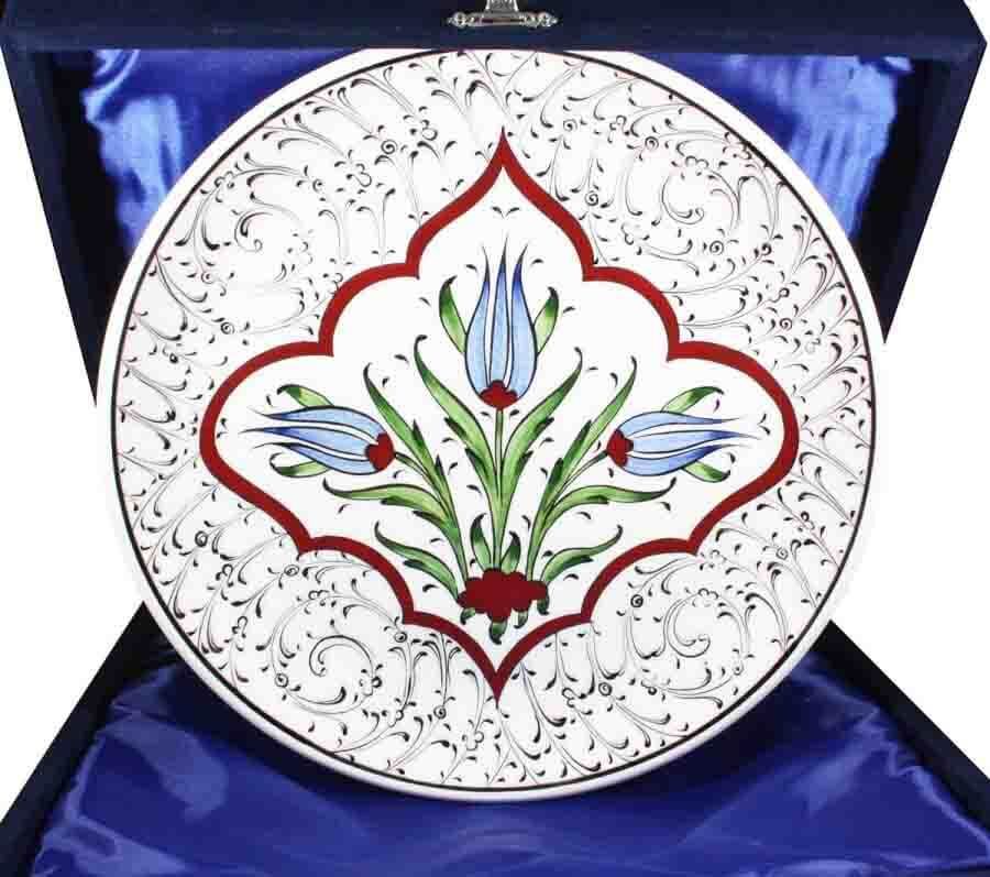 Three Tulips 25 cm Iznik Ceramic Plate - 1