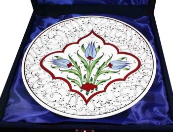 Three Tulips 25 cm Iznik Ceramic Plate - 3