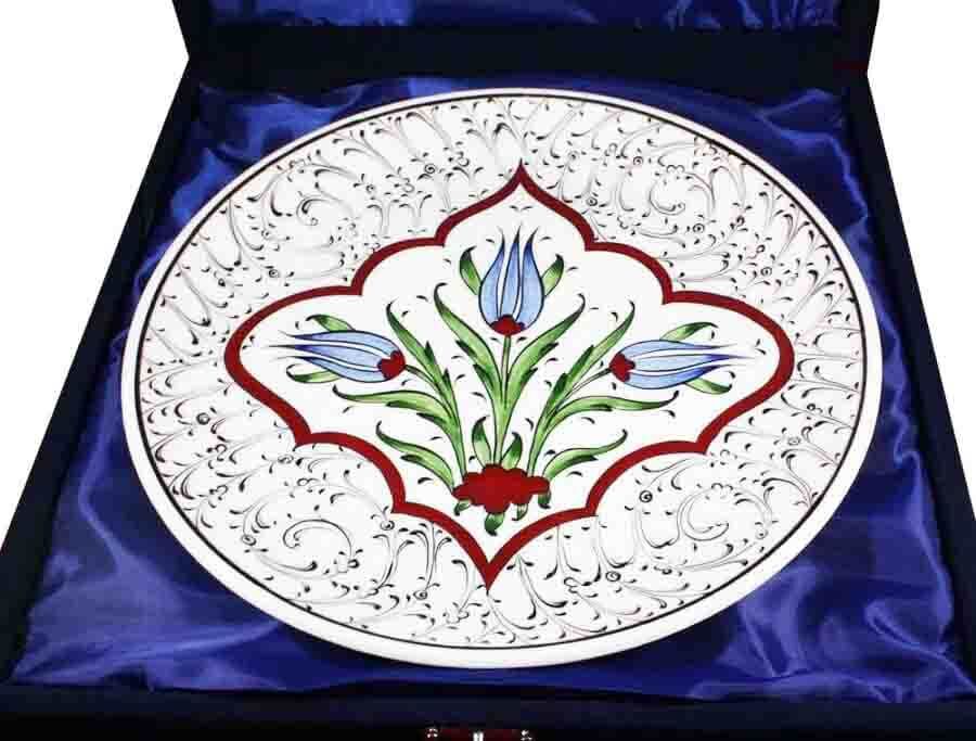 Three Tulips 25 cm Iznik Ceramic Plate - 3