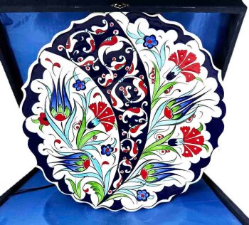Tulip, Carnation and Rumi Pattern Iznik Ceramic Plate - Çini Evi