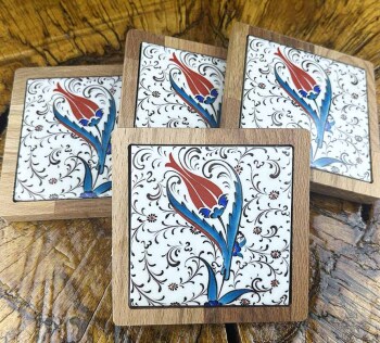 Tulip Motif Wooden Coaster Set - Çini Evi