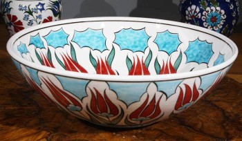 Iznik-Keramikschale mit Tulpenmotiv, 30 cm - Çini Evi