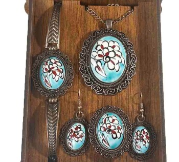 Turquoise Background Lotus Patterned Iznik Tile Jewelry Set - Çini Evi