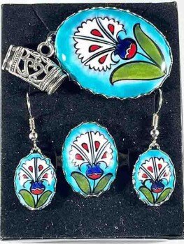 Turquoise Background White Carnation VIP Iznik Ceramic Jewelry Set - 1