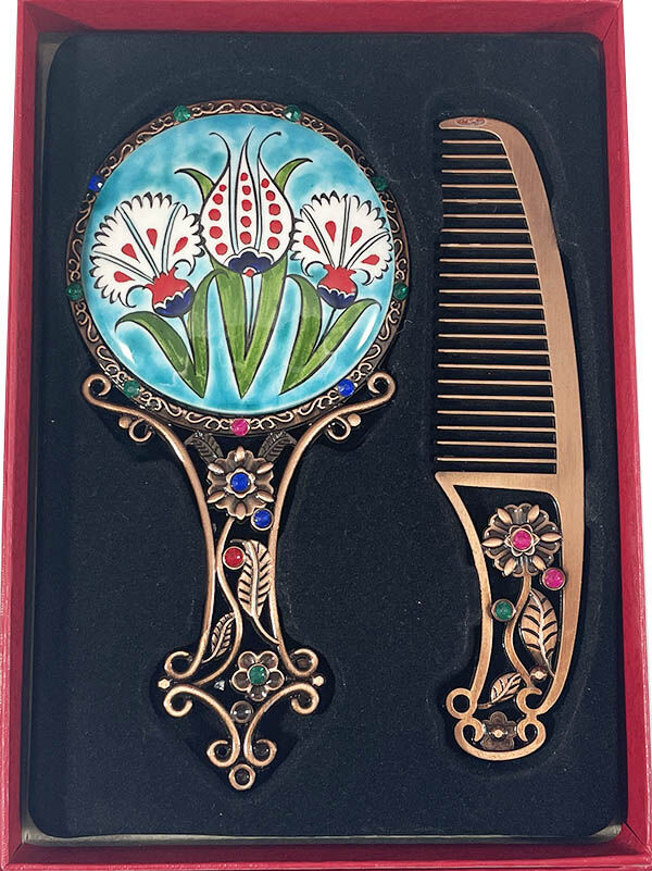 Turquoise Floor Spring Patterned Comb Set - 1