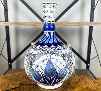Vase VIP en Céramique d’Iznik – Cadeau d’Exception pour l’Étranger, 100 % Fait Main - Çini Evi