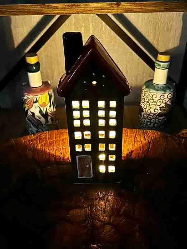 Veilleuse en céramique d’Iznik – Photophore artisanal en forme de maison - 3