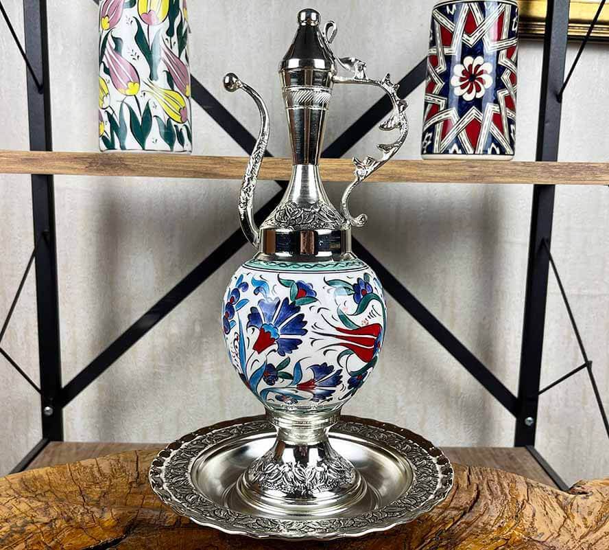Has-Bahçe-Motiv – silberbeschichtetes Iznik-Keramik-Kannen-Set - 1